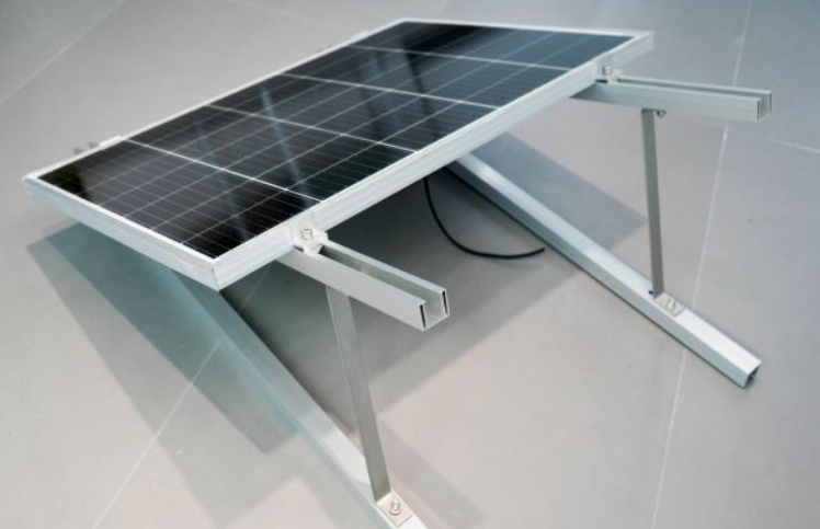 Soporte de montaje solar para balcón SR Solar: una solución de energía solar eficiente y sostenible para la vida urbana