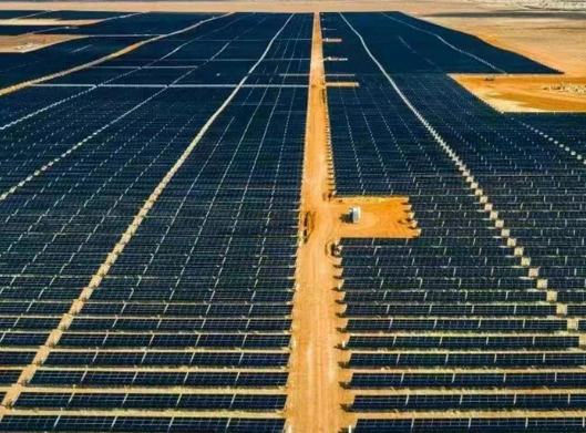 Estructura de Montaje Solar en Tierra para Sistemas de Paneles Solares Verticales