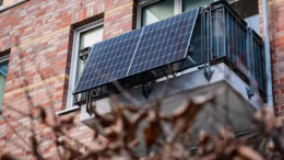 Easy Balcony Angled Solar Panel Kits – Compact Power for Urban Living