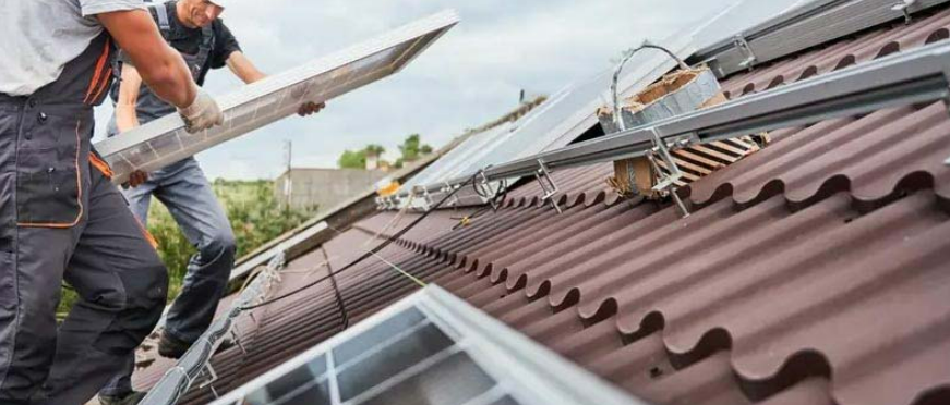 Ground Mount vs. Roof Mount Solar Systems: Which is Right for You?